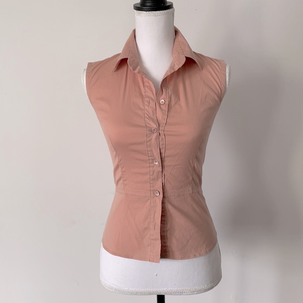 Prada sleeveless blouse XS/38. Free shipping! 🌸